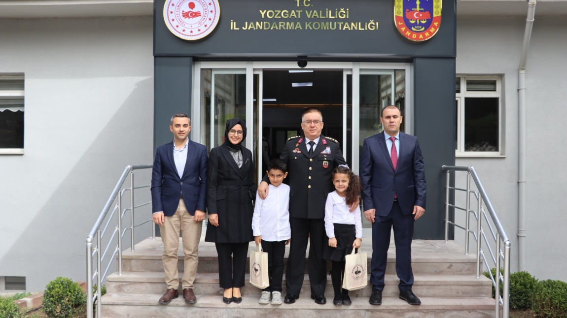  23 Nisan Ulusal Egemenlik ve Çocuk Bayramı Jandarma K. Ziyareti